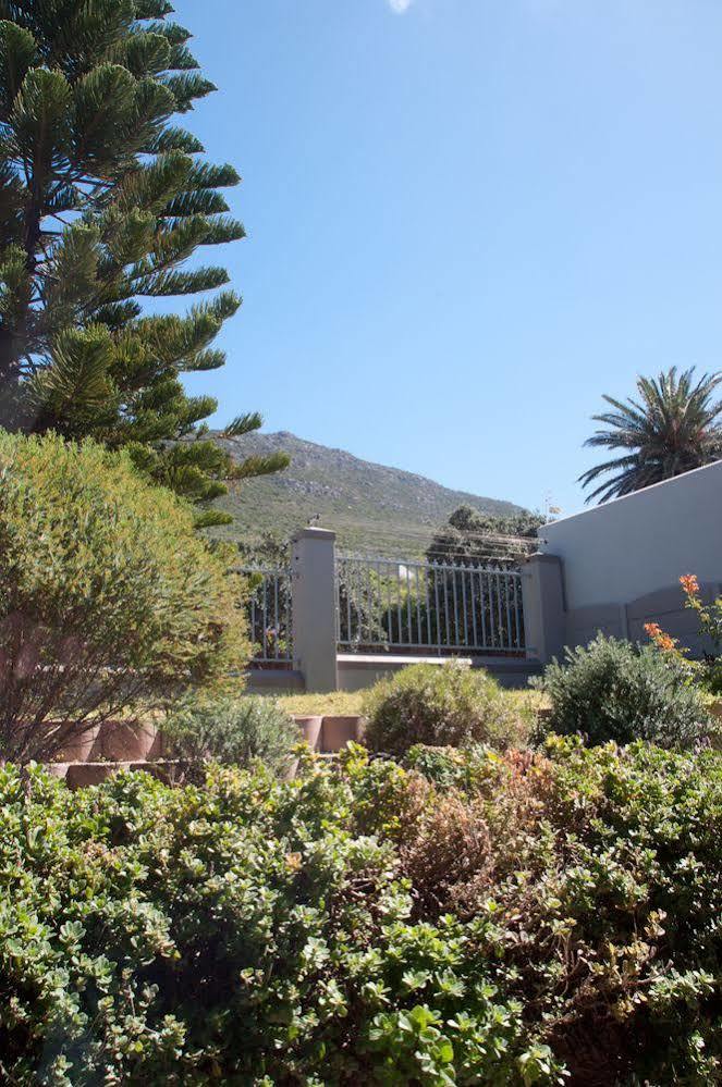 Somersby Guest House Hout Bay Exterior foto